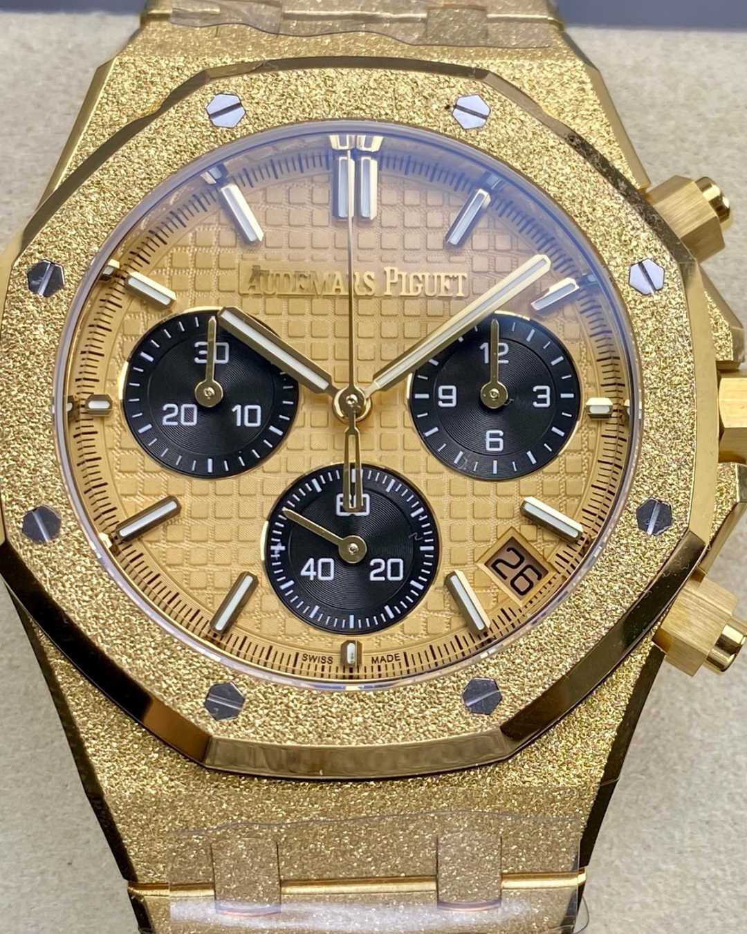 Royal Oak Frosty Gold 26240BA.GG.1324BA.01 Homage Edition