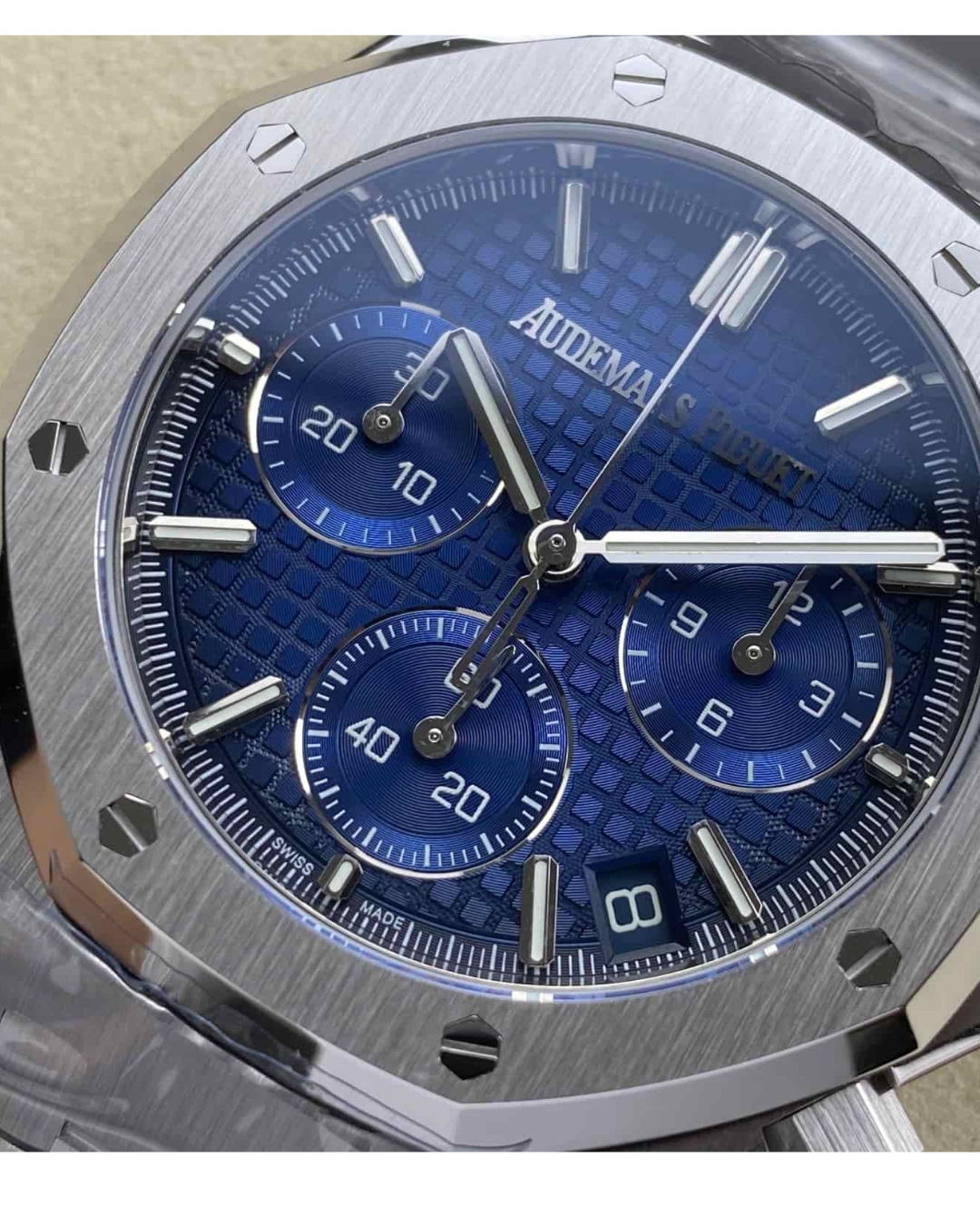Royal Oak Blue 26240BC.OO.1320BC.04 Homage Edition