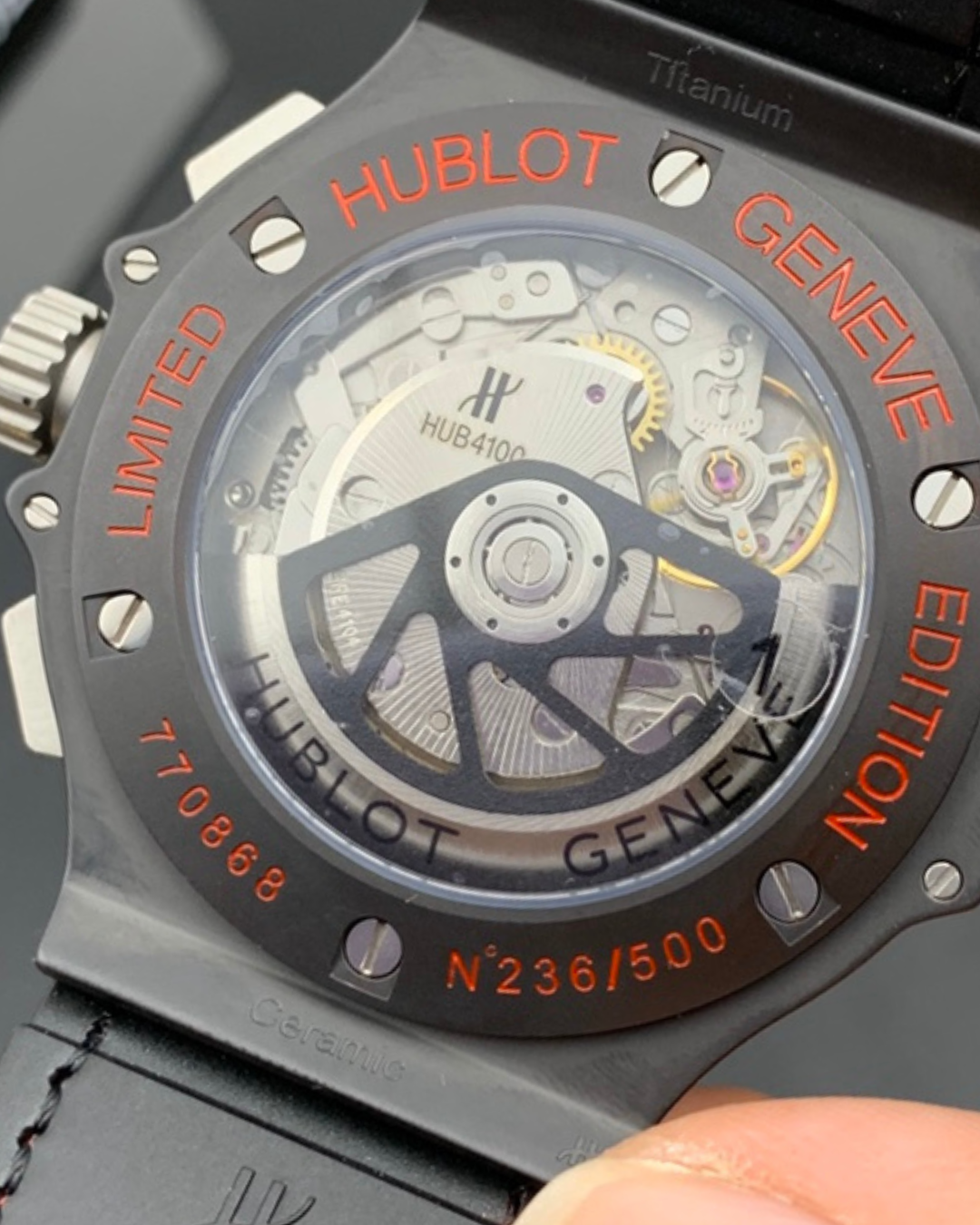 BIG BANG LIMITED EDITION 301.CI.1123.GR — HOMAGE EDITION