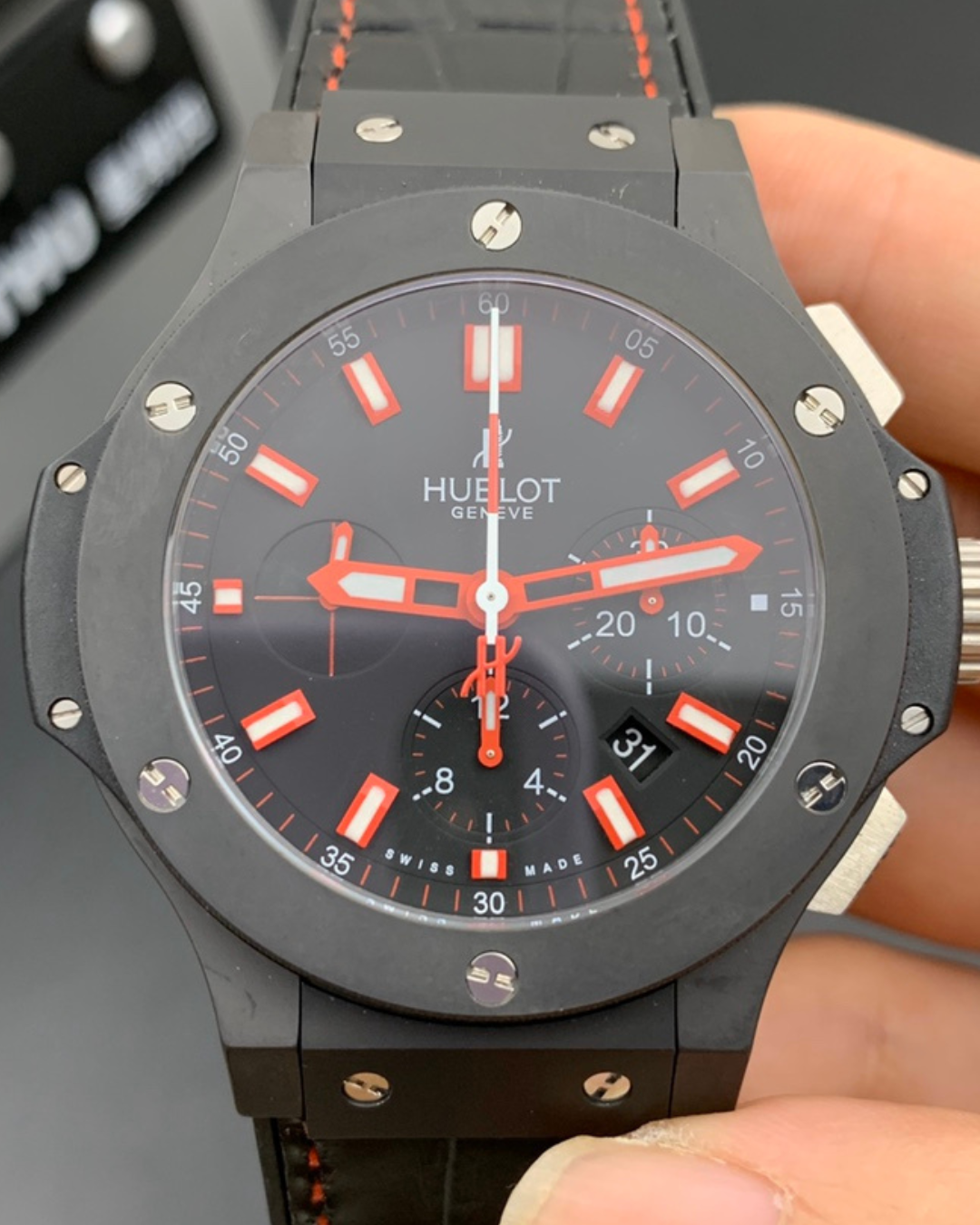 BIG BANG LIMITED EDITION 301.CI.1123.GR — HOMAGE EDITION